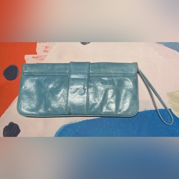 HOBO International Buckle Envelope Clutch in Sky Blue - Like New - Picture 3 of 9